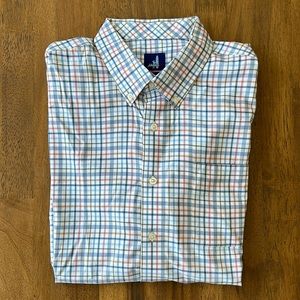 Men’s Johnnie-O dress shirt